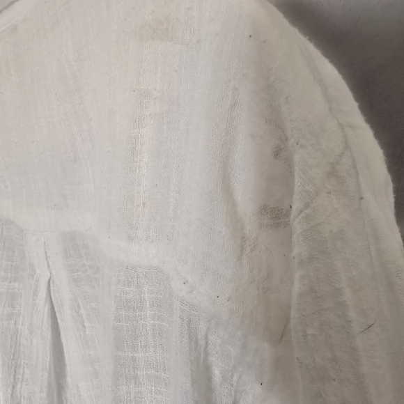 FOREVER 21 White Gauze Button-Up Shirt - Picture 4 of 5